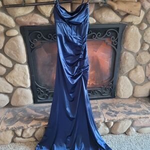 Elegant Navy Blue Satin Prom Dress